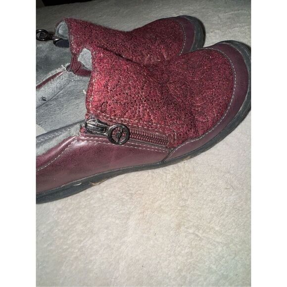 JBU by jambu embroidered design crimson sneakers size 6.5 - Picture 5 of 8
